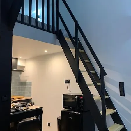 Independant Avec Mezzanine